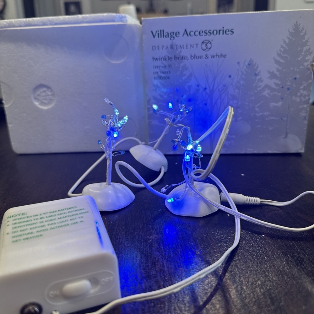 Dept. 56 Twinkle Brite Lit Trees set‎ Of 3, Blue & White, 4030904